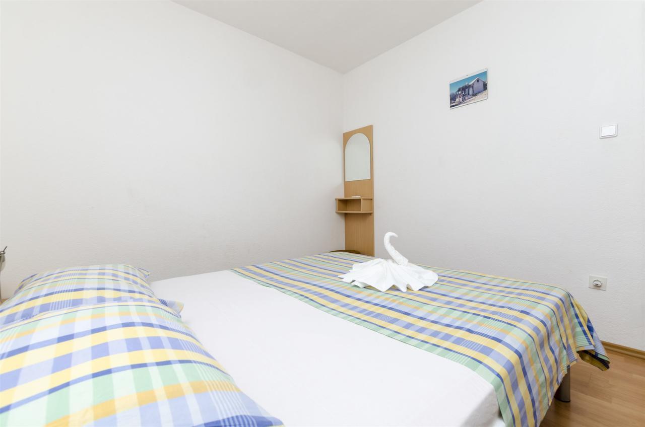 Apartment Anić Bol Zewnętrze zdjęcie
