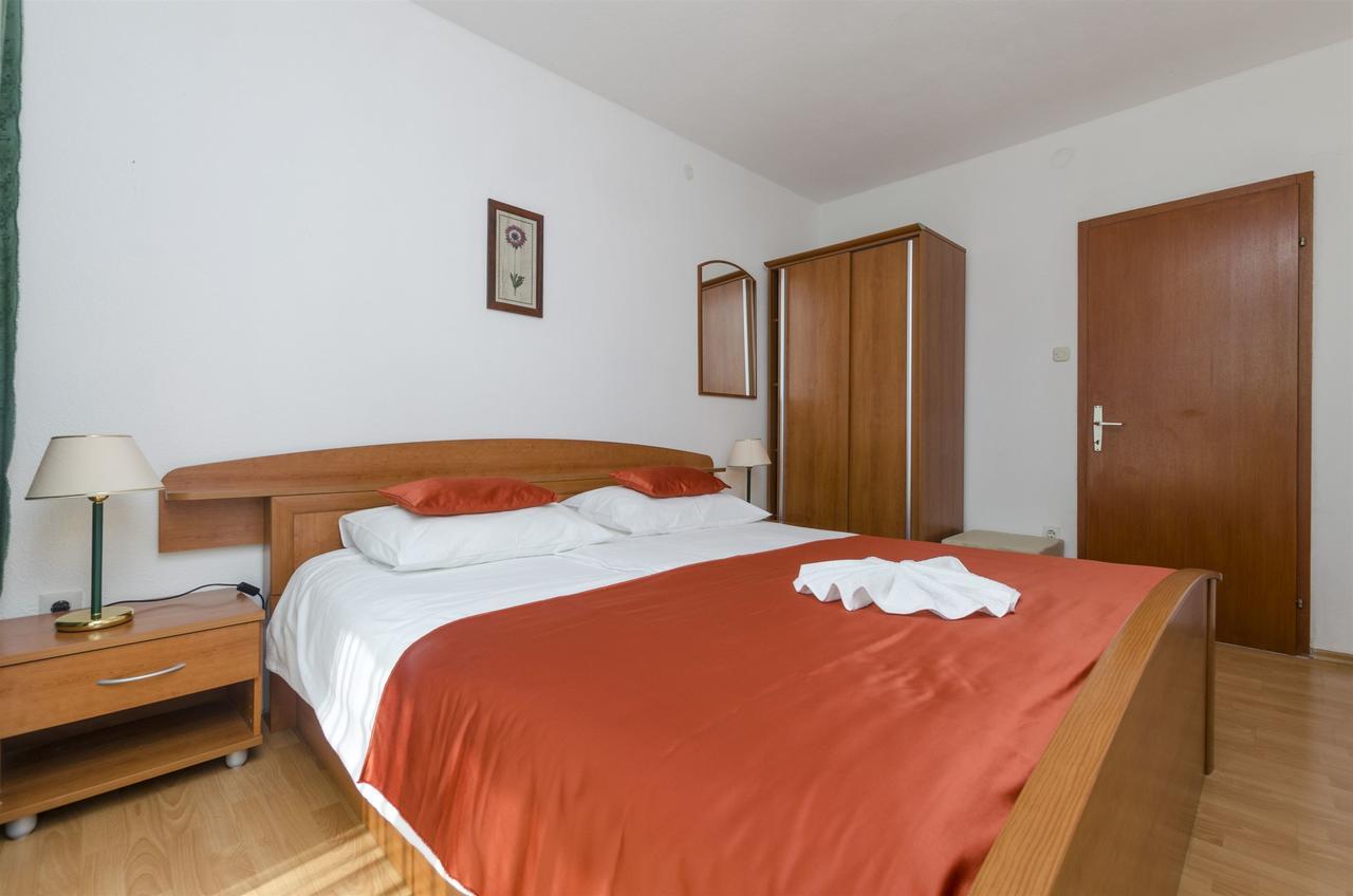 Apartment Anić Bol Zewnętrze zdjęcie